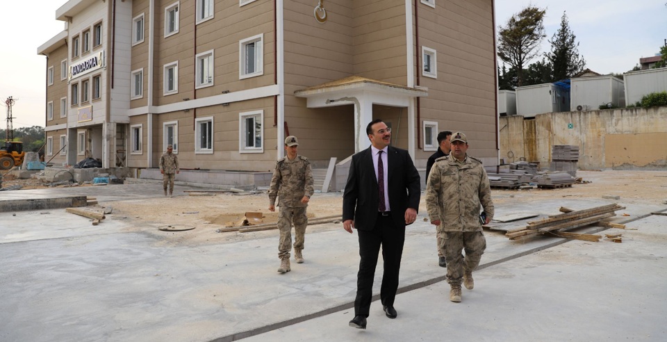 Altınözü’nde İlçe Jandarma Komutanlığı yeni hizmet binasında sona yaklaşıldı