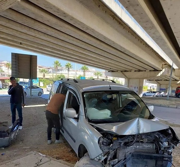 Antakya’da trafik kazası: 2 yaralı