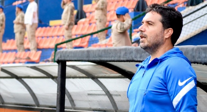 Aykan Öksüz, Türk Futbolunun Yükselen Teknik Adamları Arasında Gösteriliyor haber fotoğrafı