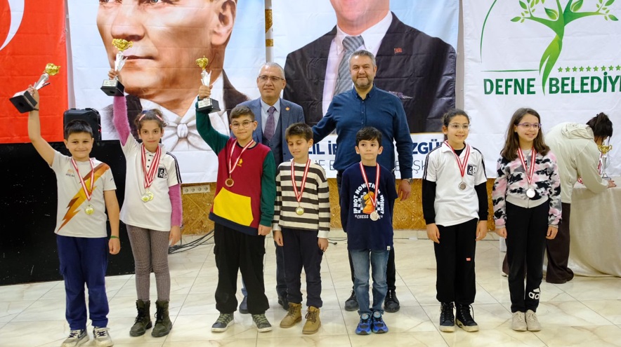 Defne’de satranç turnuvası
