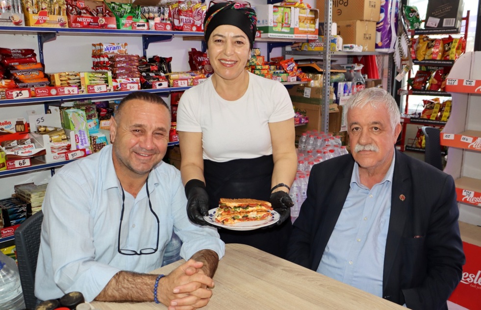 Depremden Sonra Yeniden Başladı,Tost  Lezzetiyle Gönülleri Fethetti haber fotoğrafı