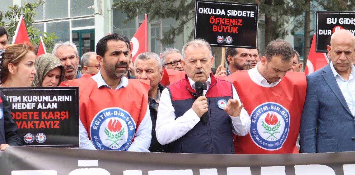 Eğitimde Geniş Bir Düzenlemeye İhtiyaç Var!