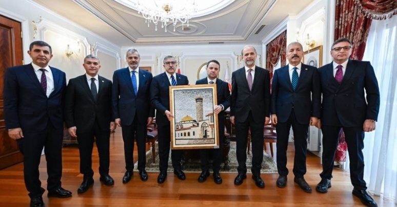 Hatay heyetinden hayırlı olsun ziyareti