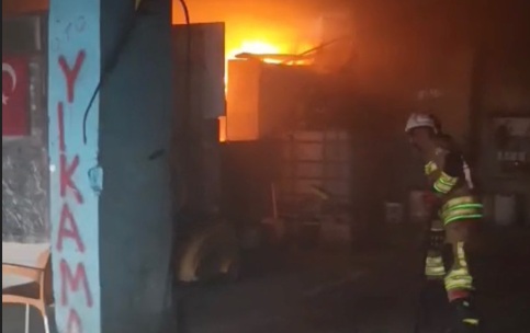 Reyhanlı’da iş yeri yangını haber fotoğrafı