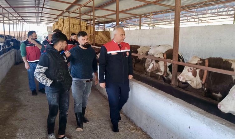 Üreticilerimizin emeği ve alınterinin yanındayız